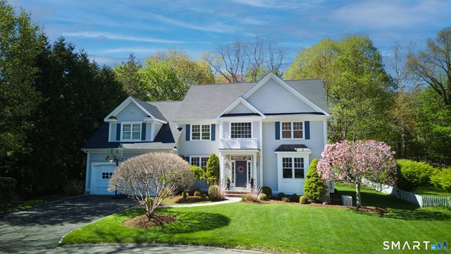 21 Dover Road, Westport, CT 06880