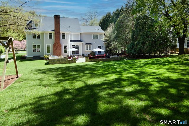 21 Dover Road, Westport, CT 06880