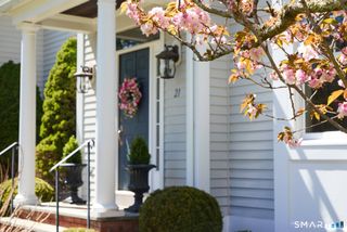 21 Dover Road, Westport, CT 06880