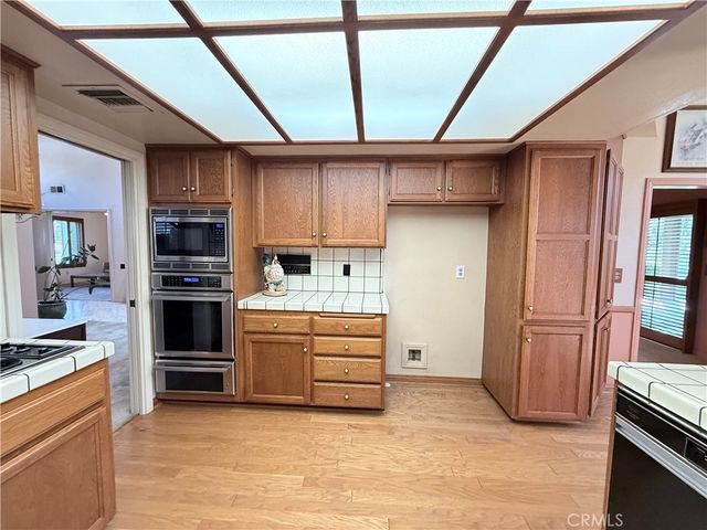 3126 E Oak Knoll, West Covina, CA 91791