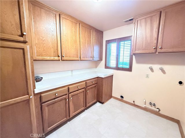 3126 E Oak Knoll, West Covina, CA 91791