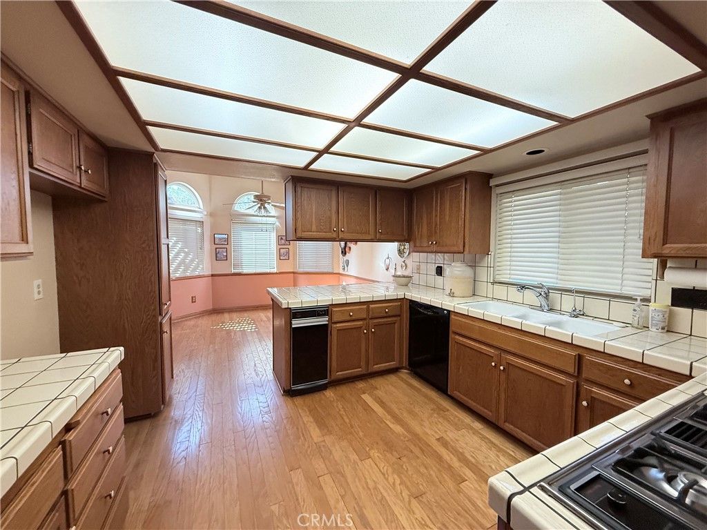 Image 20 of property listing at 3126 E Oak Knoll, West Covina, CA 91791