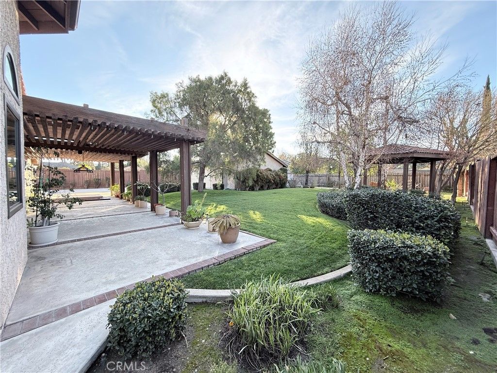 Image 9 of property listing at 3126 E Oak Knoll, West Covina, CA 91791