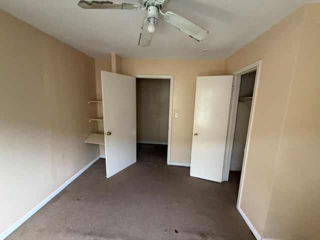 406 Snow Drive, West Columbia, TX 77486