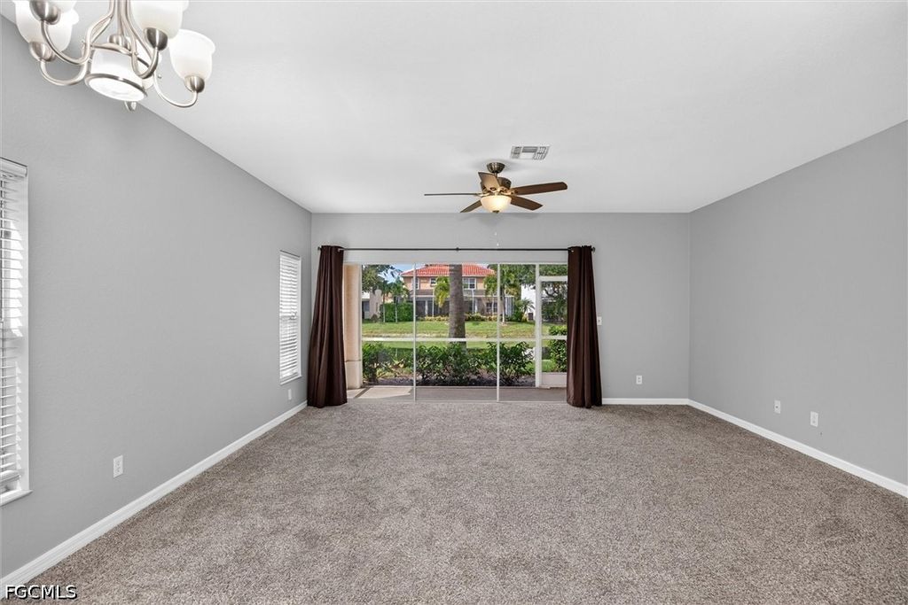 Image 13 of property listing at 1338 Weeping Willow CT, Cape Coral, FL 33909