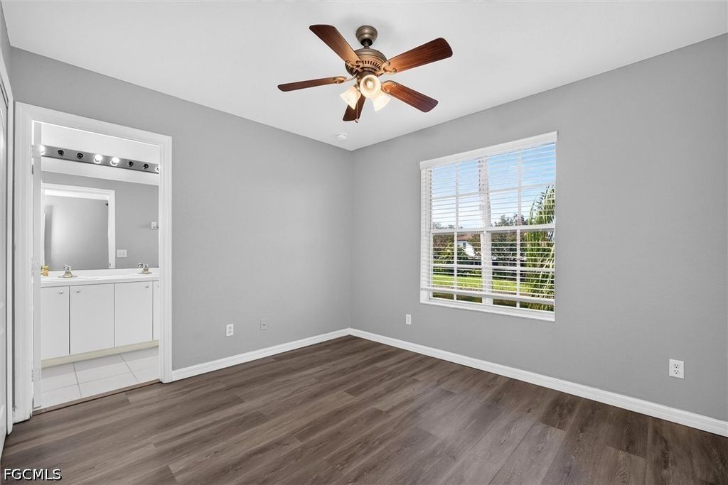Image 25 of property listing at 1338 Weeping Willow CT, Cape Coral, FL 33909