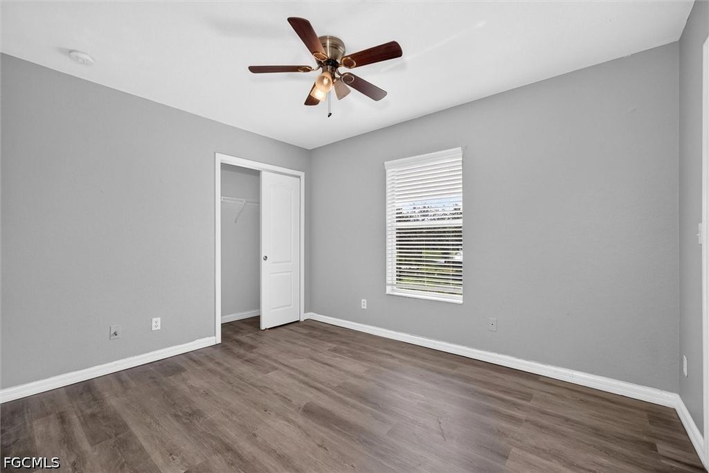 Image 29 of property listing at 1338 Weeping Willow CT, Cape Coral, FL 33909