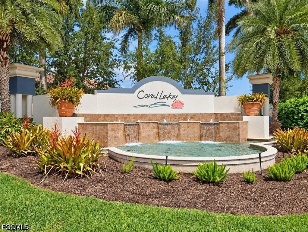 Image 46 of property listing at 1338 Weeping Willow CT, Cape Coral, FL 33909