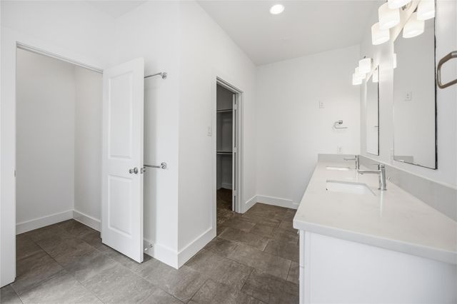 3369 Daphne Street, Houston, TX 77021
