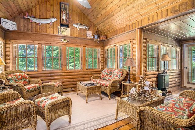 11463 Snowshoe Drive, Plainwell, MI 49080