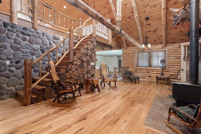 11463 Snowshoe Drive, Plainwell, MI 49080