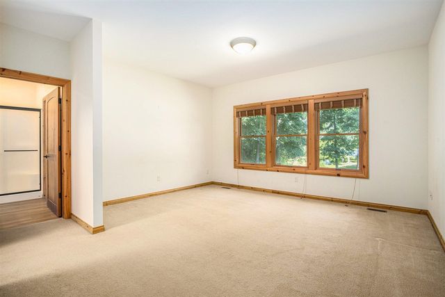 11463 Snowshoe Drive, Plainwell, MI 49080