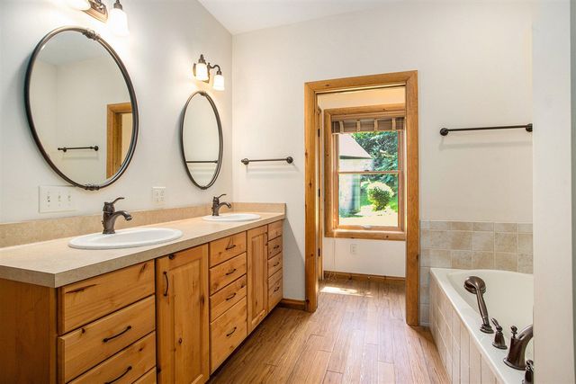 11463 Snowshoe Drive, Plainwell, MI 49080