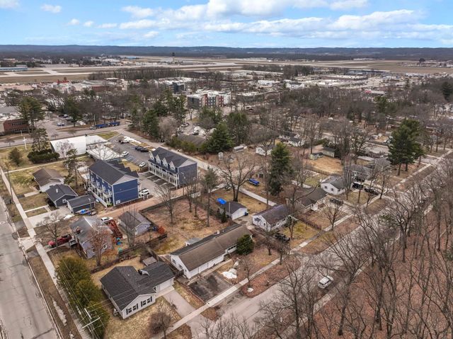 913 Fern Street, Traverse City, MI 49686