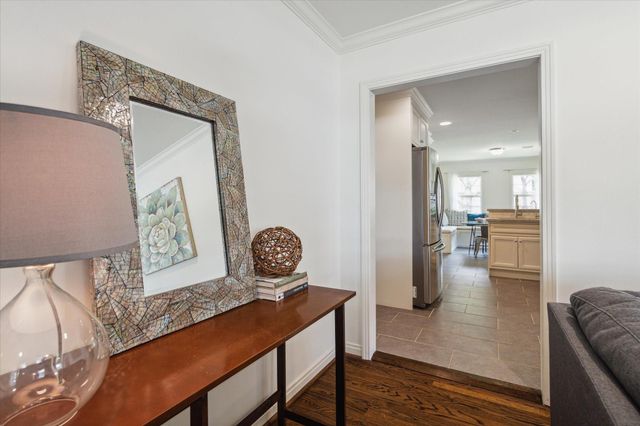 3215 Castlewood Street, Houston, TX 77025