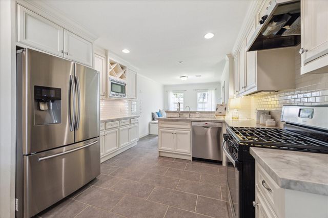 3215 Castlewood Street, Houston, TX 77025