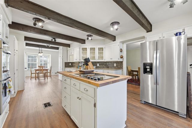 118 Ridgecrest Circle, Denton, TX 76205