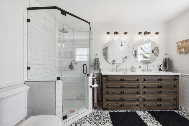 118 Ridgecrest Circle, Denton, TX 76205