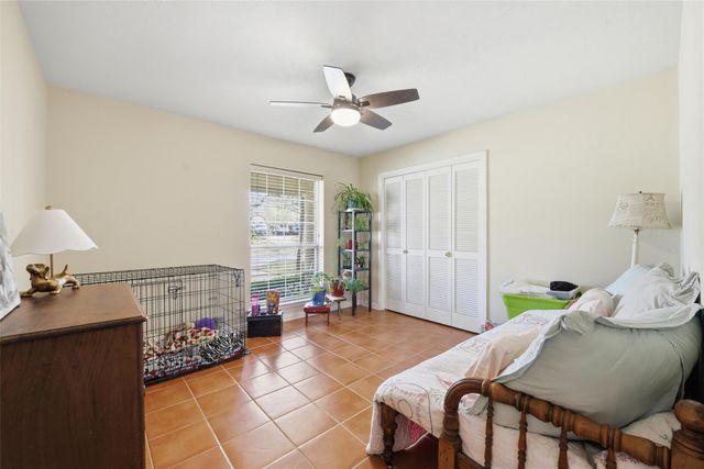 118 Ridgecrest Circle, Denton, TX 76205