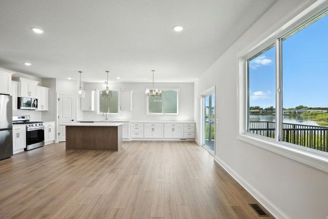 1703 Spruce Street, Farmington, MN 55024