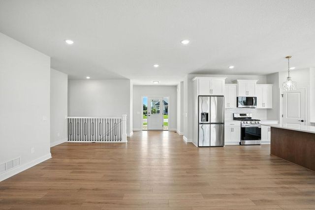 1703 Spruce Street, Farmington, MN 55024