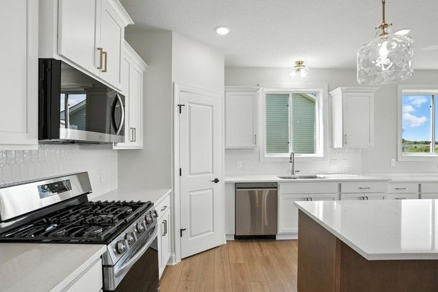 1703 Spruce Street, Farmington, MN 55024