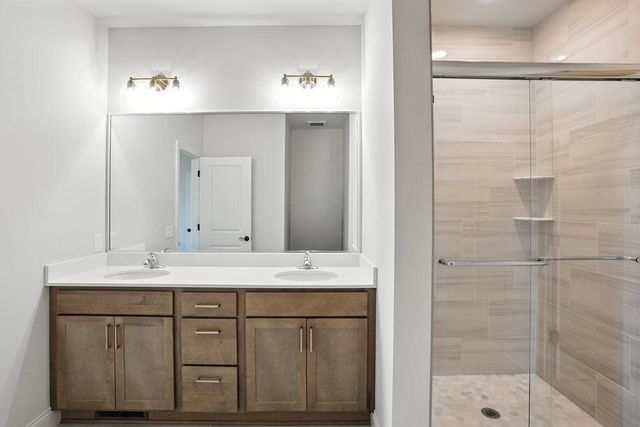 1703 Spruce Street, Farmington, MN 55024