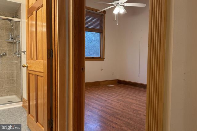 11 HOLLY KNOLL DR, Cape May Court House, NJ 08210