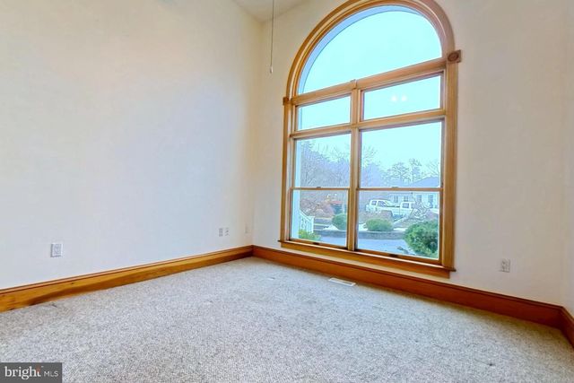 11 HOLLY KNOLL DR, Cape May Court House, NJ 08210