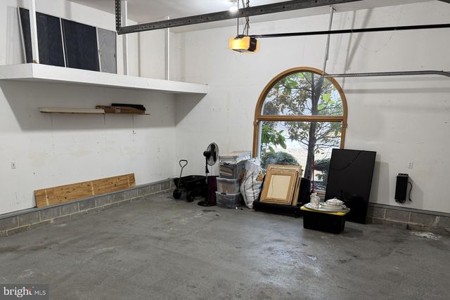 11 HOLLY KNOLL DR, Cape May Court House, NJ 08210