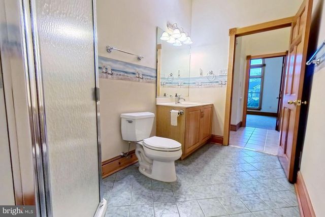 11 HOLLY KNOLL DR, Cape May Court House, NJ 08210