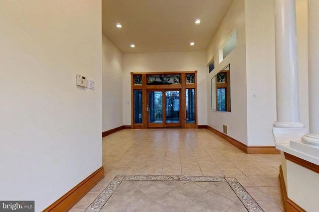 11 HOLLY KNOLL DR, Cape May Court House, NJ 08210