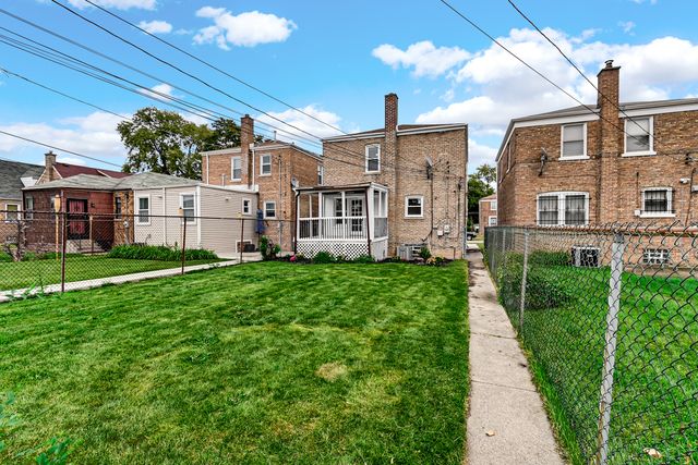 10048 S Rhodes Avenue, Chicago, IL 60628