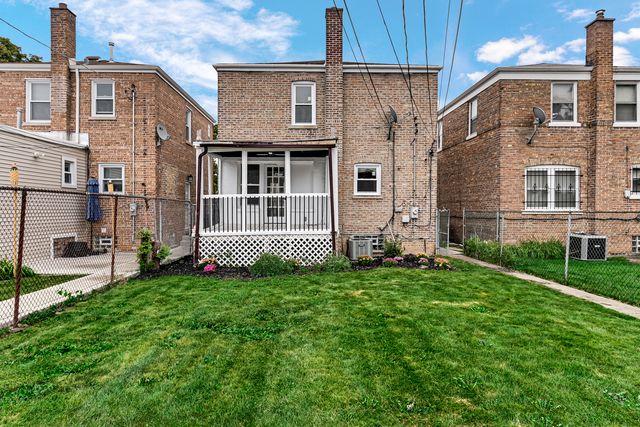 10048 S Rhodes Avenue, Chicago, IL 60628