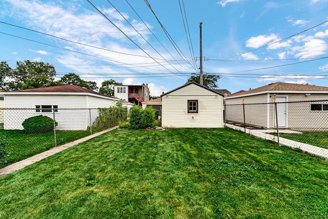 10048 S Rhodes Avenue, Chicago, IL 60628