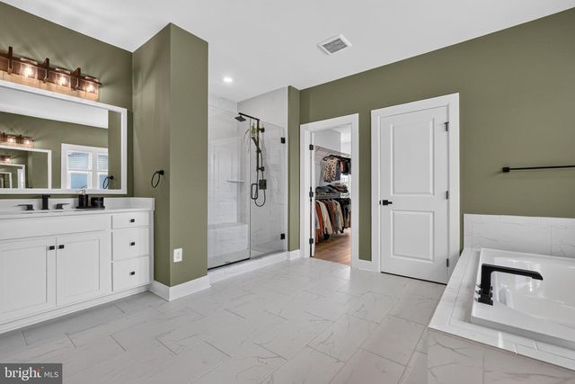 209 ALEXIS CT, West Chester, PA 19380