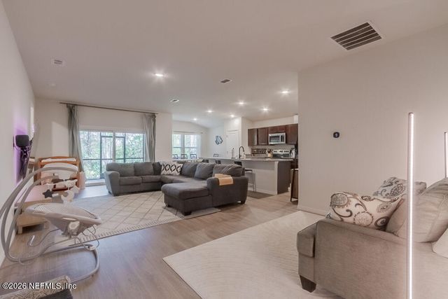 5542 ORTEGA BLUFF Lane, Jacksonville, FL 32244