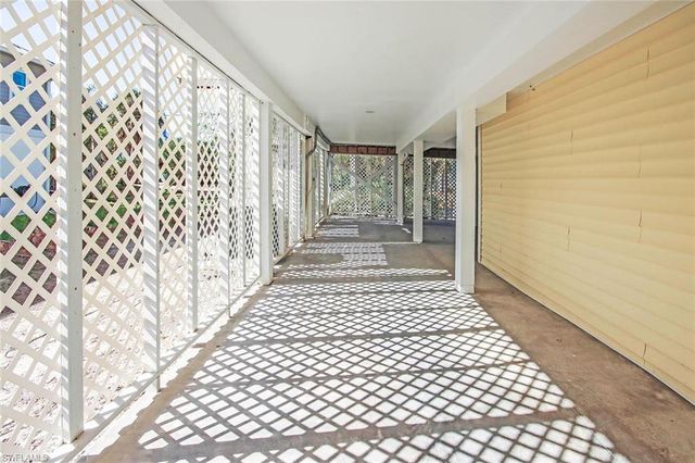 580 Sea Oats DR, Sanibel, FL 33957