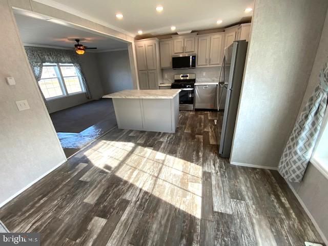 10104 FERNWOOD LN, Breinigsville, PA 18031