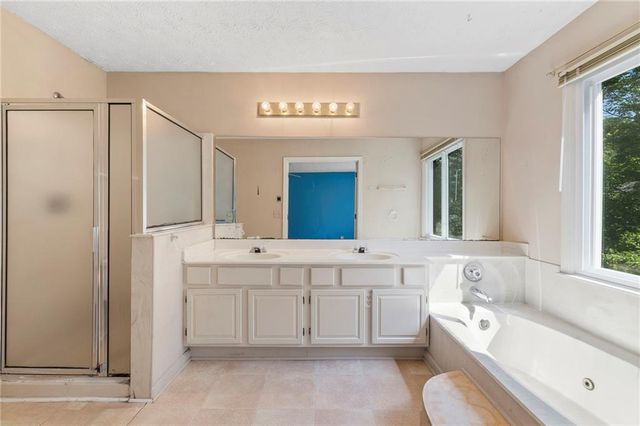 2261 SW Brookmont Terrace, Marietta, GA 30064
