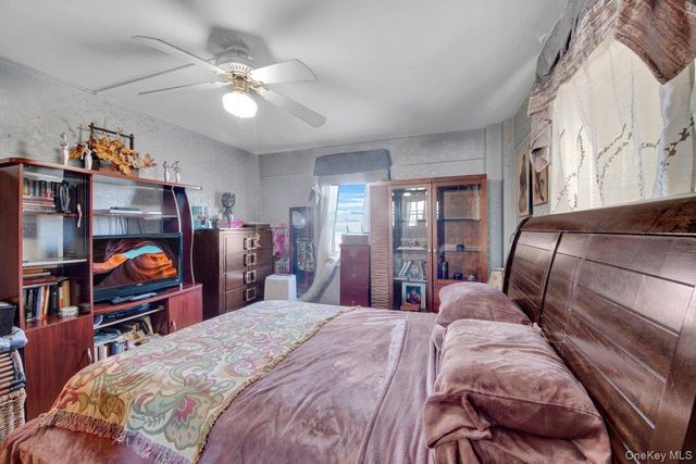 4 Fordham Hill Oval 16C, Bronx, NY 10468