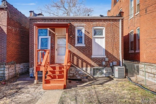 2922 Virginia Avenue, St Louis, MO 63118