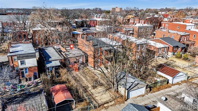 2922 Virginia Avenue, St Louis, MO 63118