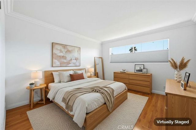100 Loma 301, Long Beach, CA 90803