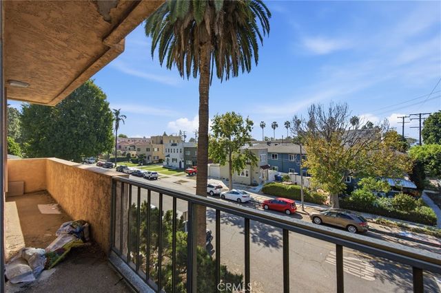 100 Loma 301, Long Beach, CA 90803