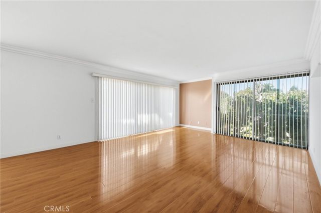 100 Loma 301, Long Beach, CA 90803