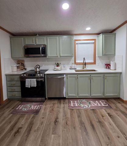 256 Dogwood Lane, Wisconsin Dells, WI 53965