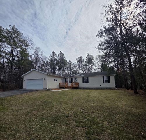 256 Dogwood Lane, Wisconsin Dells, WI 53965