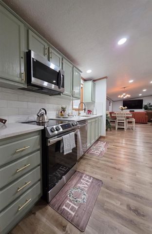 256 Dogwood Lane, Wisconsin Dells, WI 53965