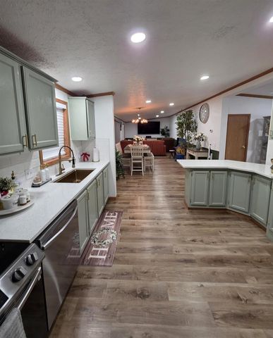 256 Dogwood Lane, Wisconsin Dells, WI 53965